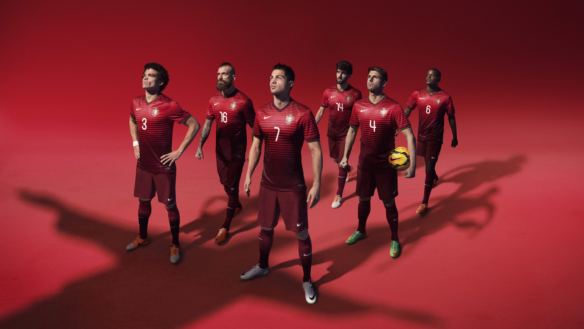 英超球员赛场应激反应对技术动作稳定性的影响，英超 激烈